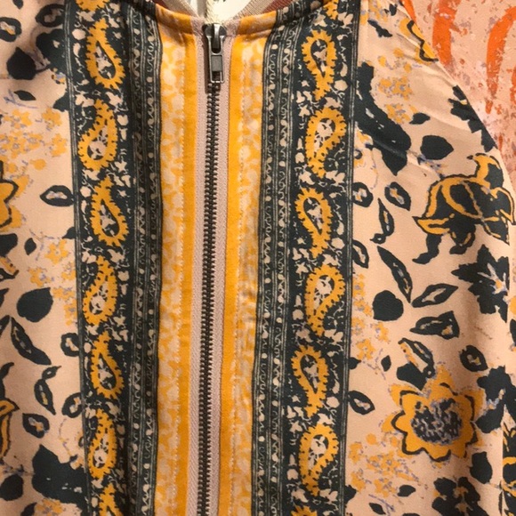 New Mystree Bomber Jacket - Picture 2 of 9